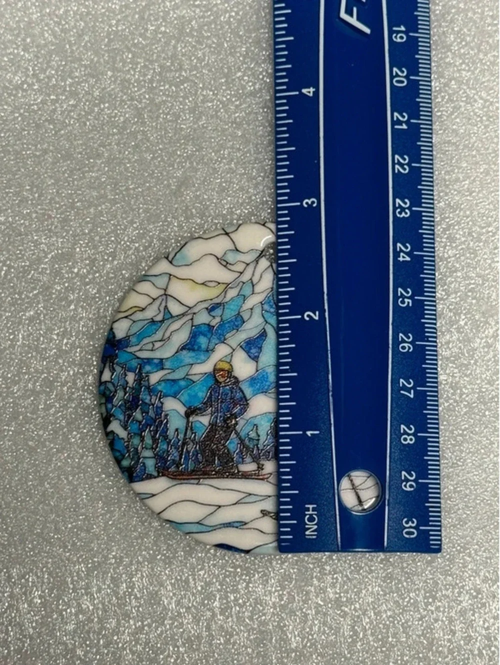 NEW Charming Skiing Scene Christmas Ornament Christmas Decorations